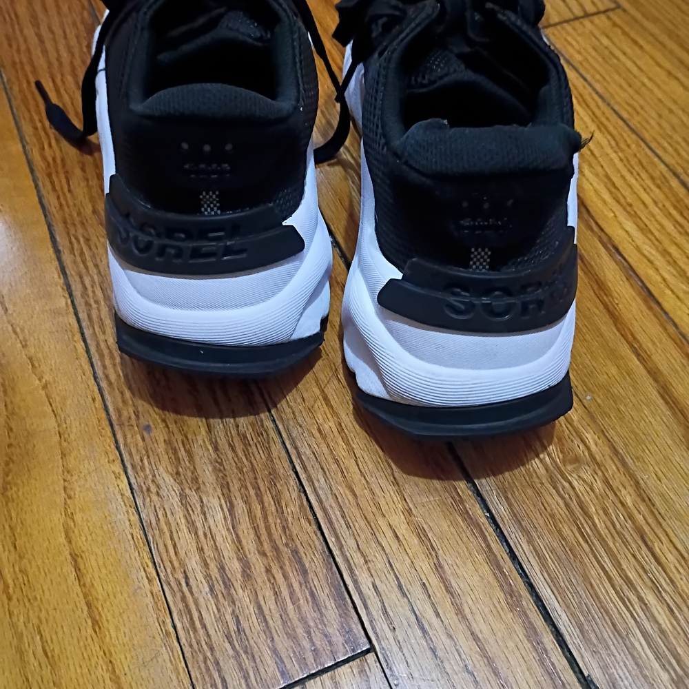 Sorel Kineric Black and White Athletic Shoes - Picture 6 of 6